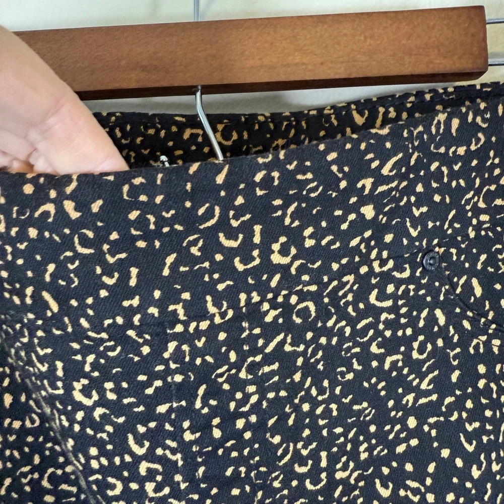 Chicos Jeggings Leopard Print Black Tan Stretch Pants Womens Size 2 US 12 Hoiday